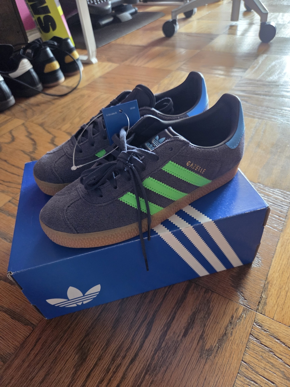 Adidas Gazelle Suede Sneakers - Navy with Green Stripes